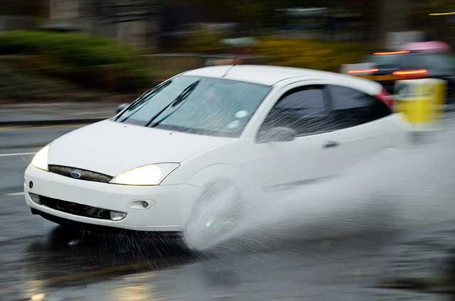 Tips to Drive Safely in the Monsoons